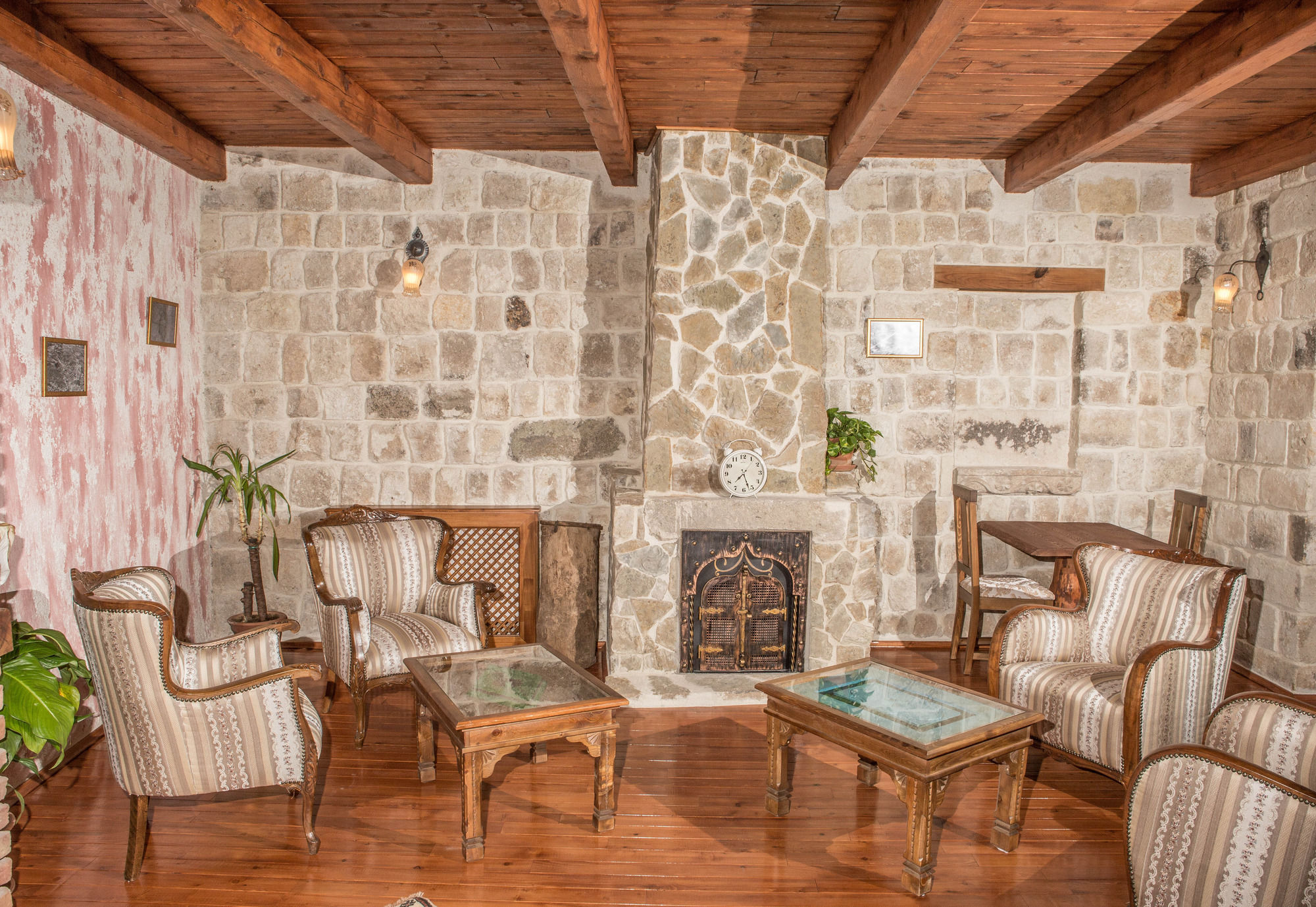 ホテル The Cove Cappadocia ウルギュップ エクステリア 写真